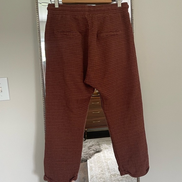 Little Lies Linen Blend Textured Pull On Pant - Picture 5 of 12